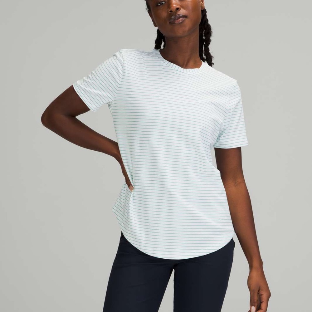 lululemon love tee in white with green stripe size 4